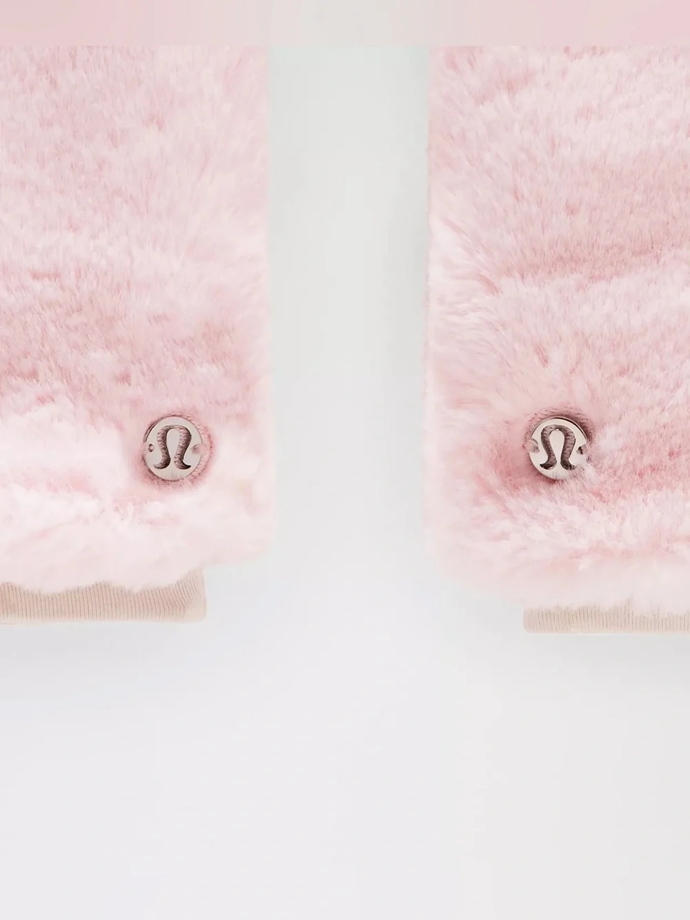 NWT Lululemon Plush Fleece Mittens Strawberry Milkshake